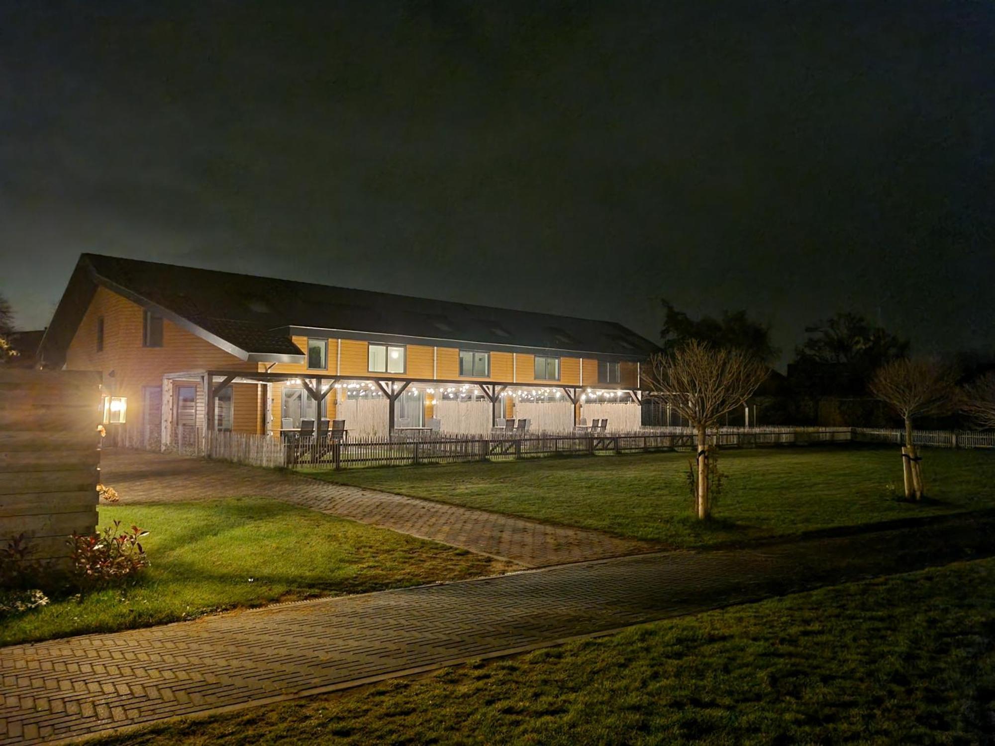 Hotel Dw Castricum Esterno foto